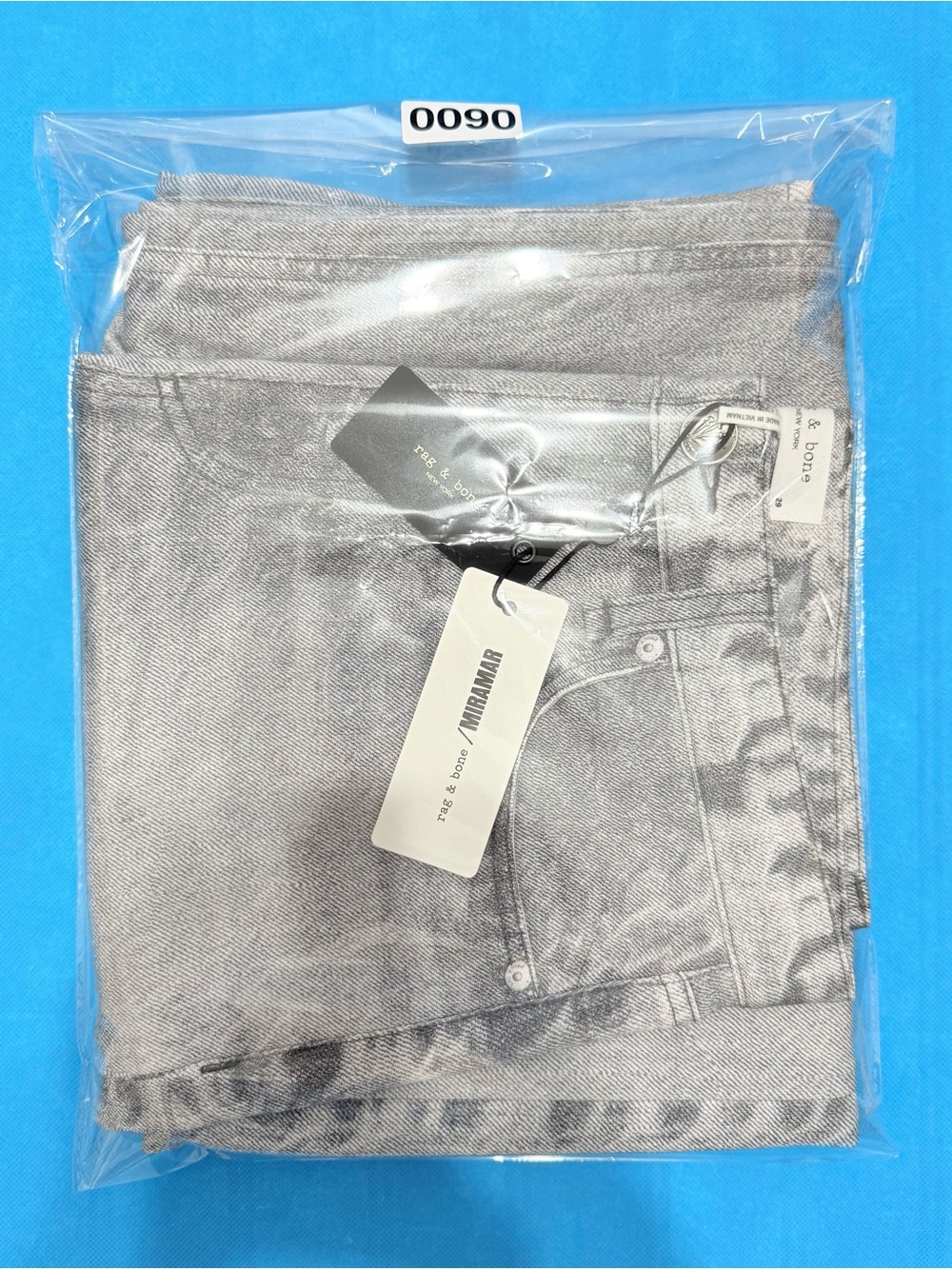 Rag & Bone Miramar Sofie Wide Leg Ankle Jeans Women’s Size 29 Icy Grey NWT - Picture 17 of 17
